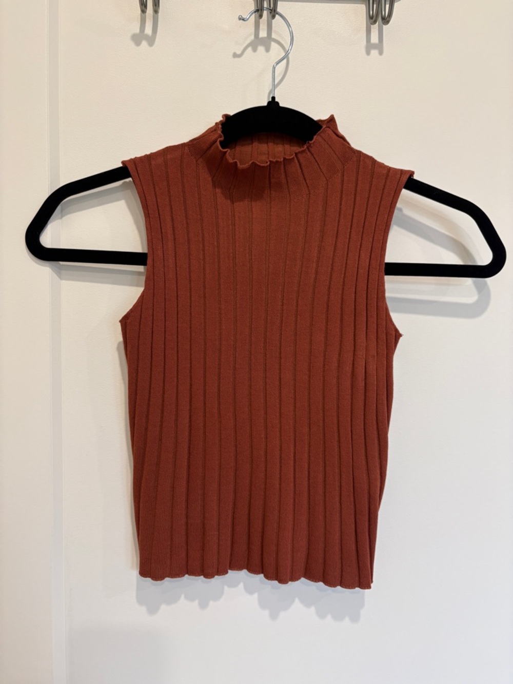 SHEIN Rust Ribbed Mock Neck Sleeveless Tank
